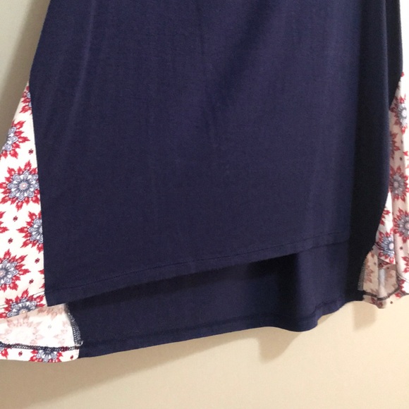 Tank top - Picture 2 of 4